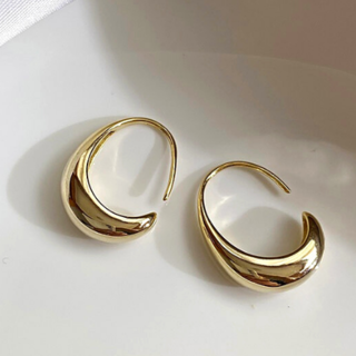 Classic Gold Hoop Earrings