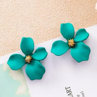 Dainty Flower Bloom Earrings Cyan