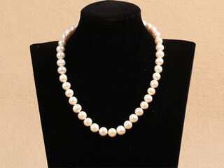 Classic Freshwater Pearl Necklace
